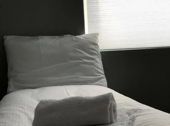 Midnattsol Guest house Harstad