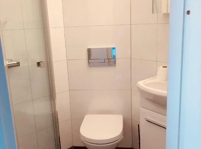 Midnattsol Pensionat Harstad